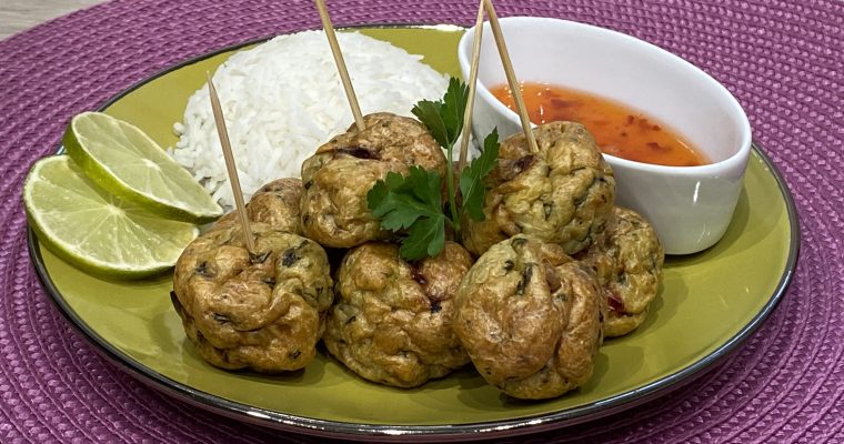 Thailändische Geflügel-Bällchen im Ofen gebacken