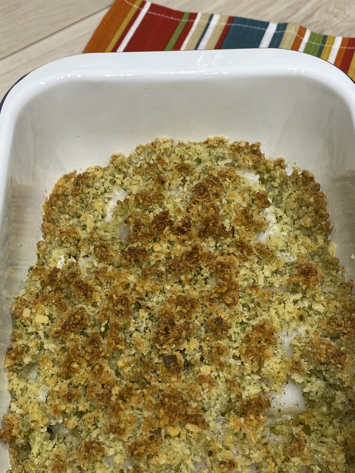 Fischfilet mit knuspriger Kräuterkruste überbacken - schnell und ... Fischfilet mit knuspriger Kräuterkruste überbacken - schnell und ...