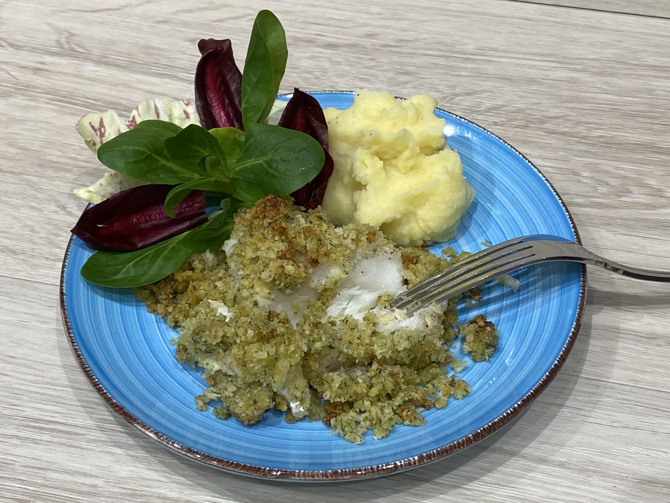 Fischfilet mit knuspriger Kräuterkruste überbacken  – schnell und einfach