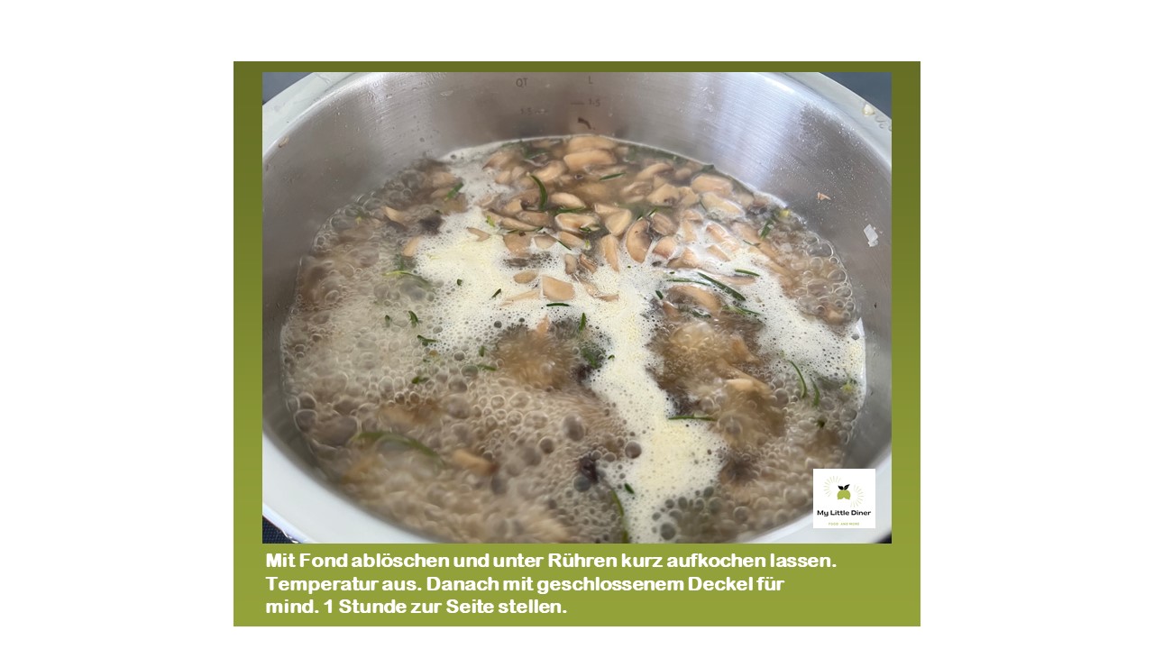 Bild zeigt Rezept 7. Schritt Mit Fond ablöschen und unter Rühren kurz aufkochen lassen. Temperatur aus. Mit geschlossenem Deckel mind. 1 Stunde zur Seite stellen.