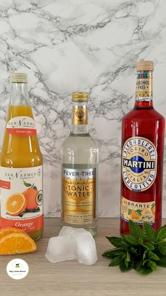 Virgin Spritz - alkoholfreier Cocktail mit Martini Vibrante - Zutaten