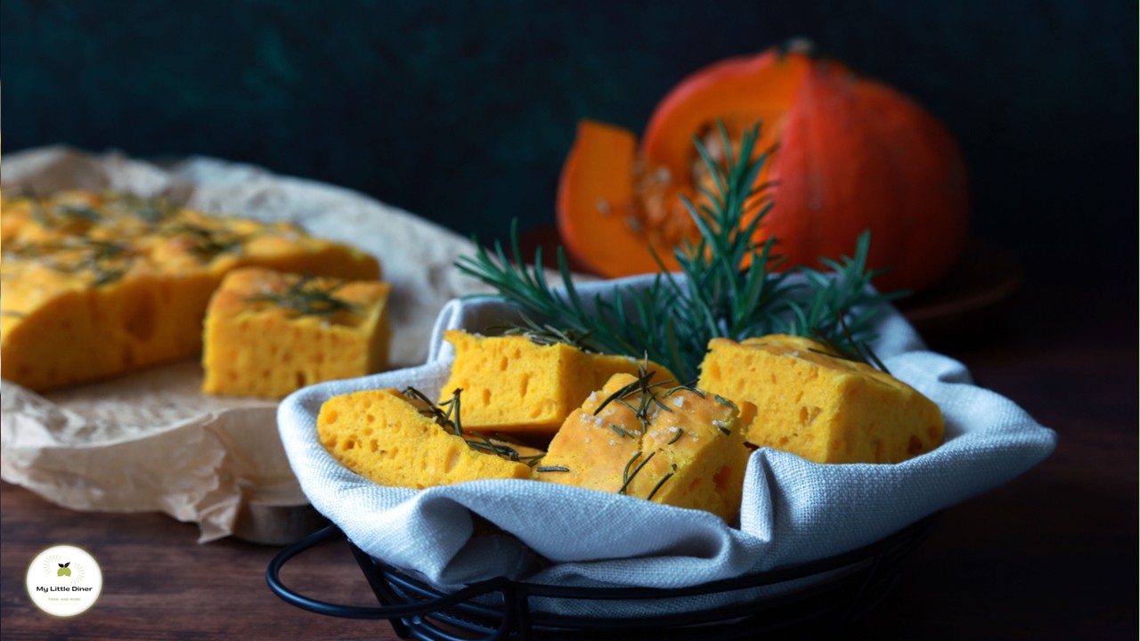 Kürbis-Focaccia mit Rosmarin und Meersalz – Thermomix geeignet